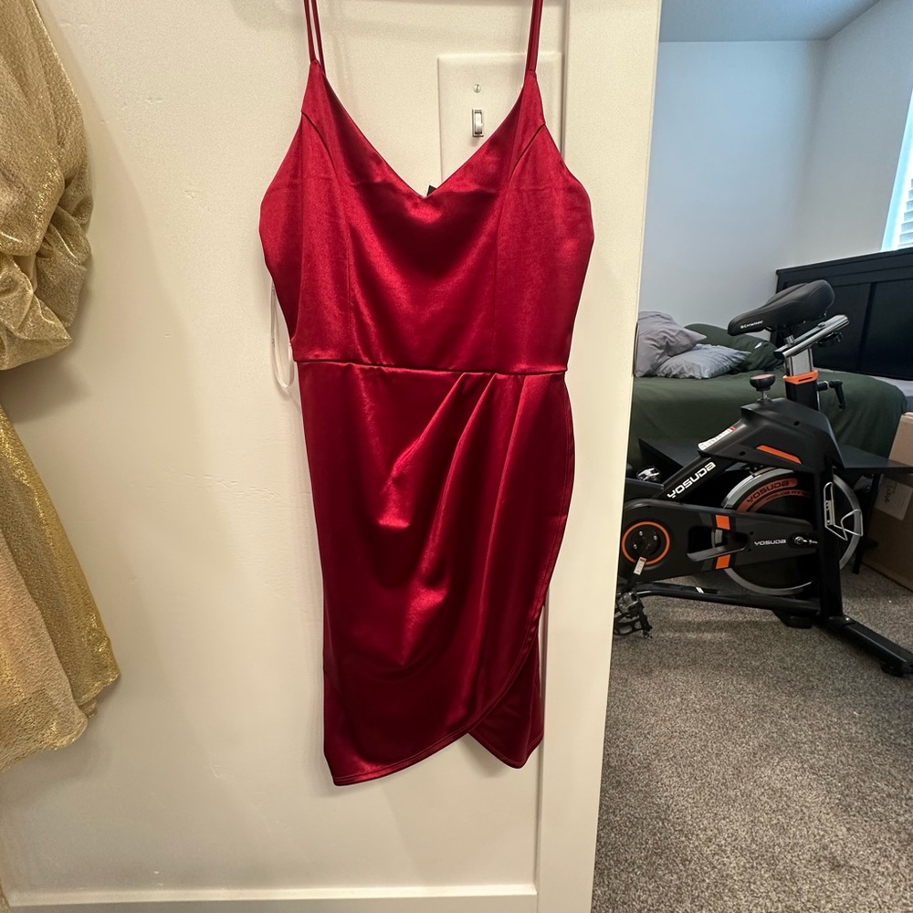 Elegant Red Satin Mini Dress